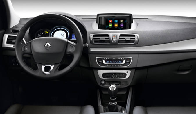 Фото Renault  2022